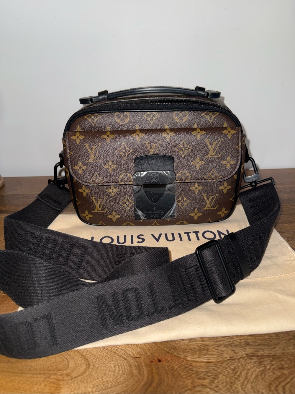 Louis Vuitton Monogram Crossbody Bag , Pristine Condition
